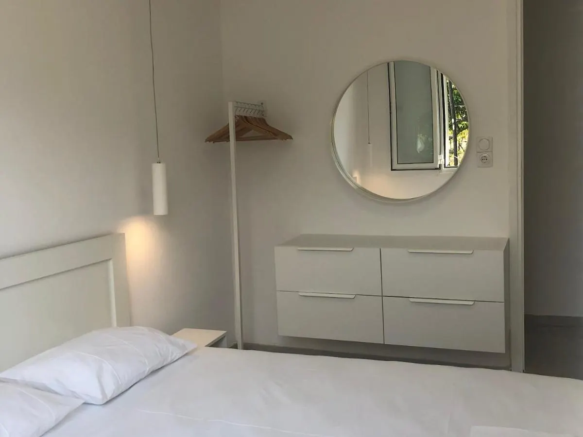Modern Apartment 10Mins From The Beach Agia Eirini Greece