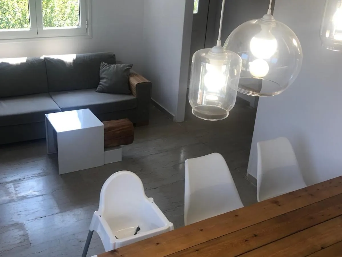 Modern Apartment 10Mins From The Beach Agia Eirini Greece