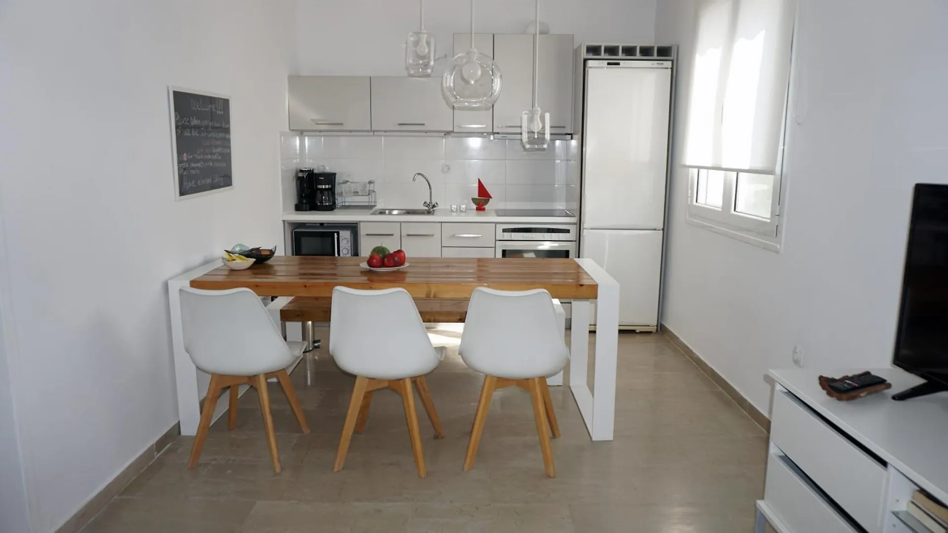 Country house Modern Apartment 10Mins From The Beach Agia Eirini Greece