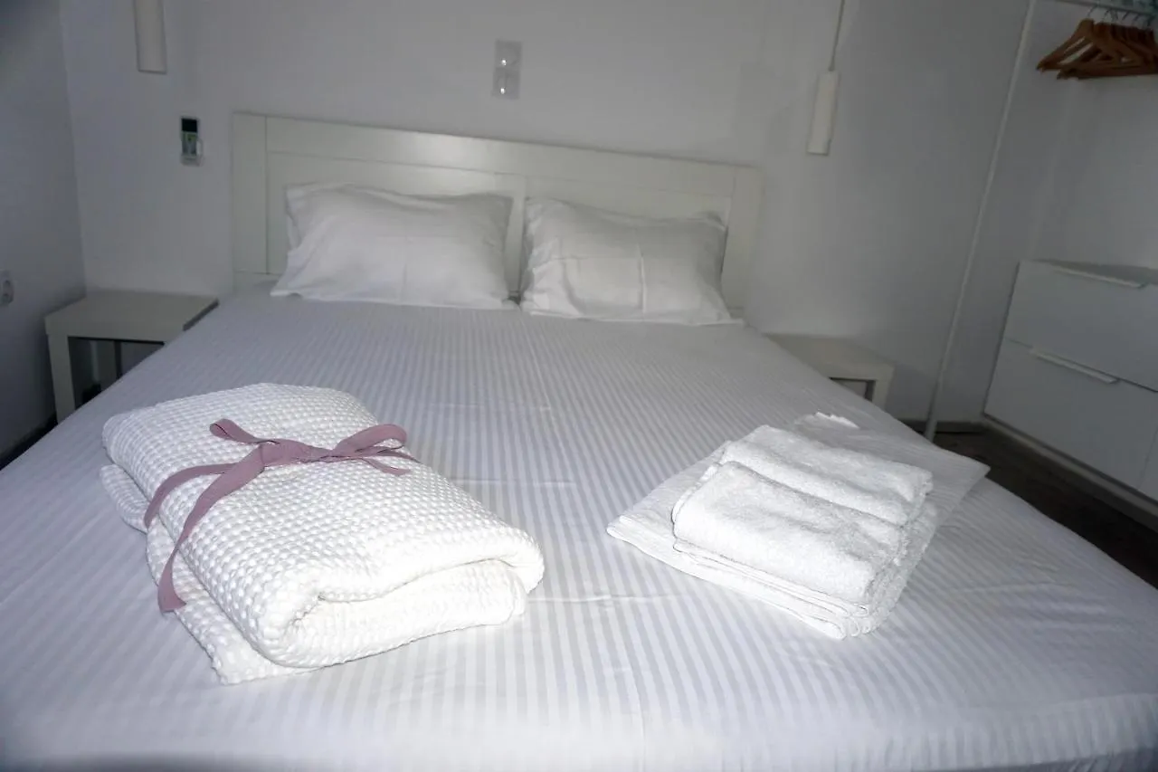 Country house Modern Apartment 10Mins From The Beach Agia Eirini