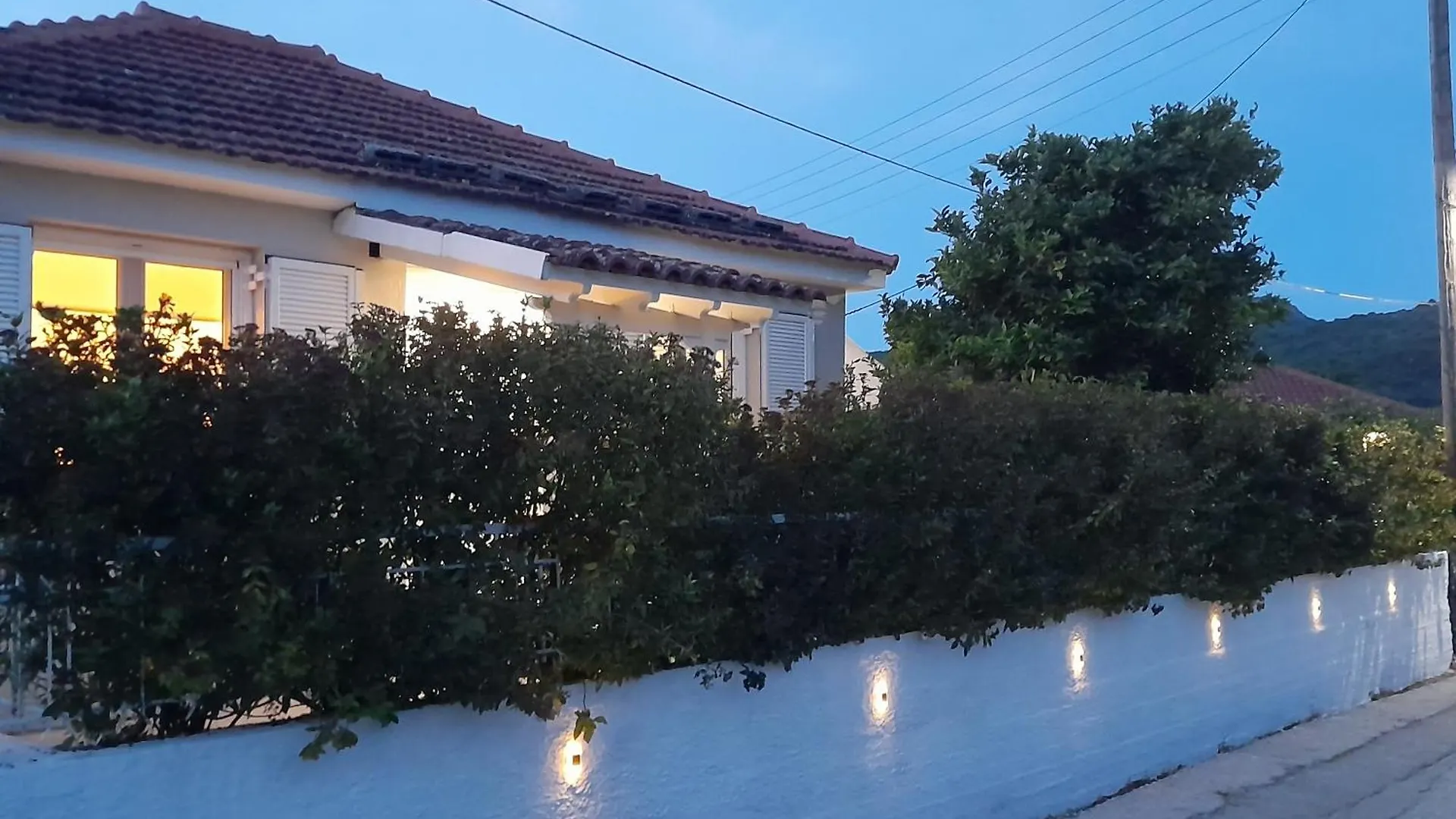 Modern Apartment 10Mins From The Beach Agia Eirini Country house